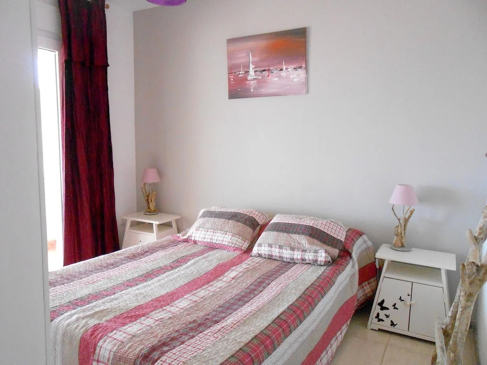 Apartment With 3 Bedrooms in Peniscola, With Wonderful sea View and En