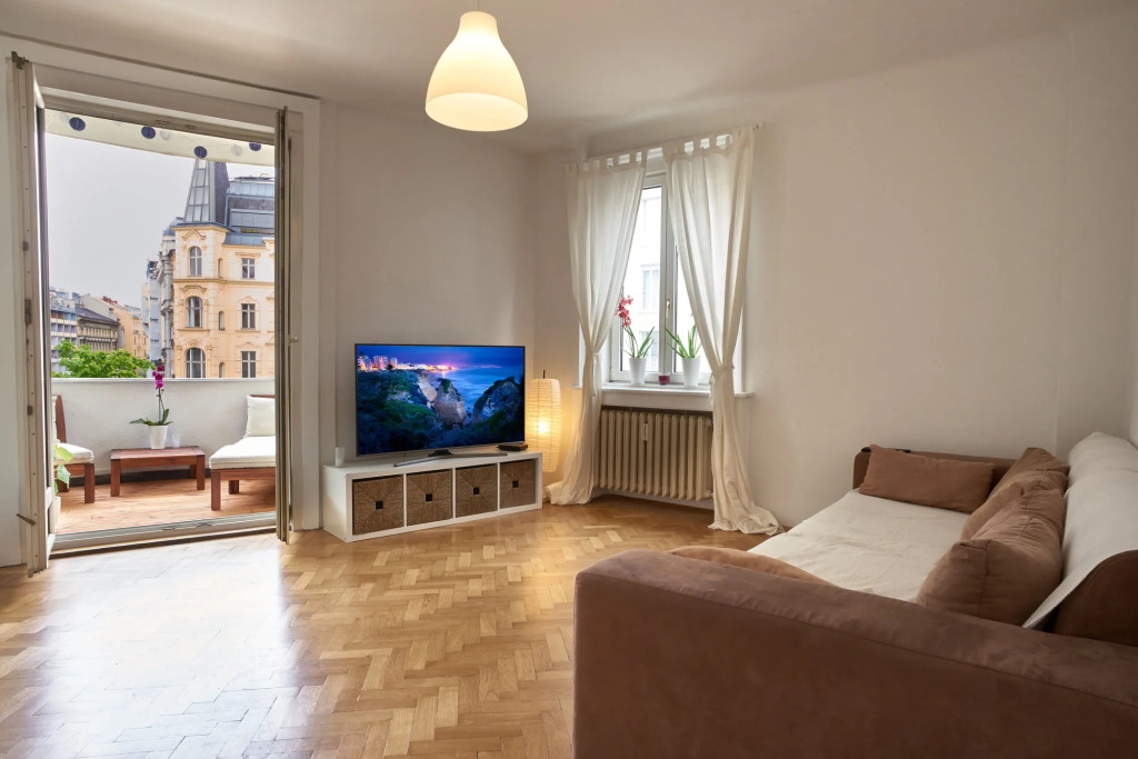 Opera Street Apartments