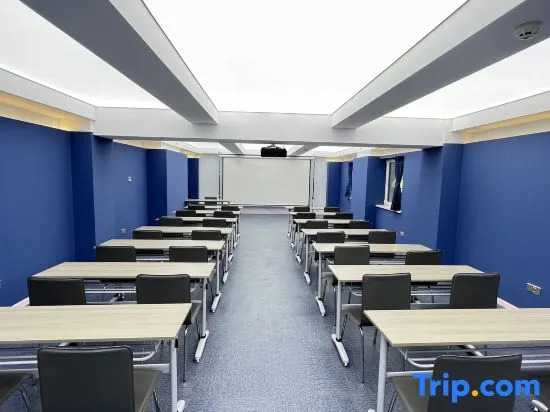 Hanting Hotel Qingdao Xianggang Zhong Road Aofan Center