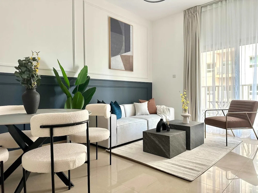 Silkhaus Premium 1bdr in Dubai Production City