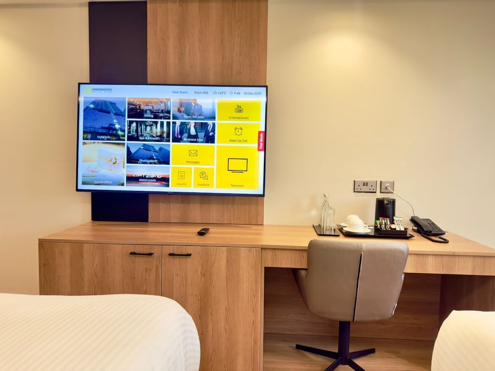 Urbanwoods Hotel Suites by icon