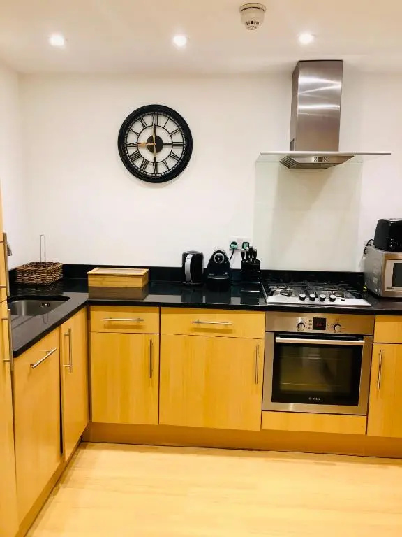 Superbly located 2 bedroom luxury apartment