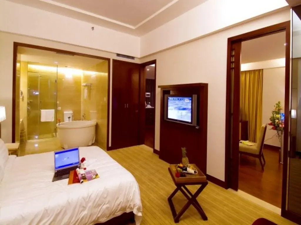 Hainan Wanlilong Business Hotel