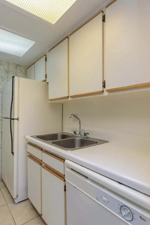 Tiki 120 - Close To The Beach 1br Condo W/ Balcony 1 Bedroom Condo