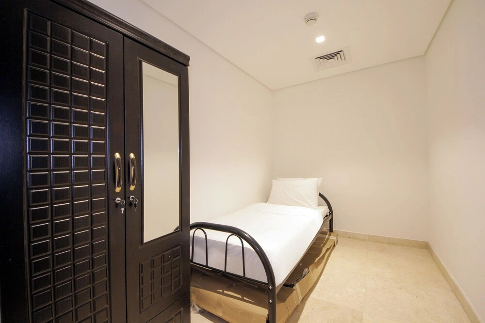 Luxury 1BR at Sterling East Burj Views