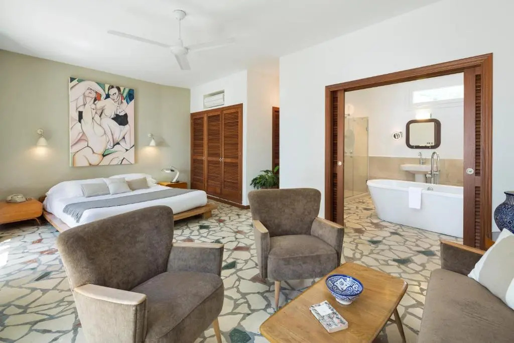 Hotel Punta Sur