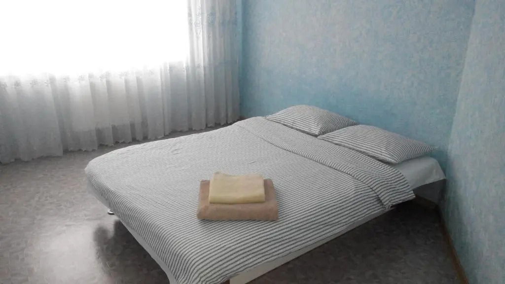 Apartment on Kravchuka 15b