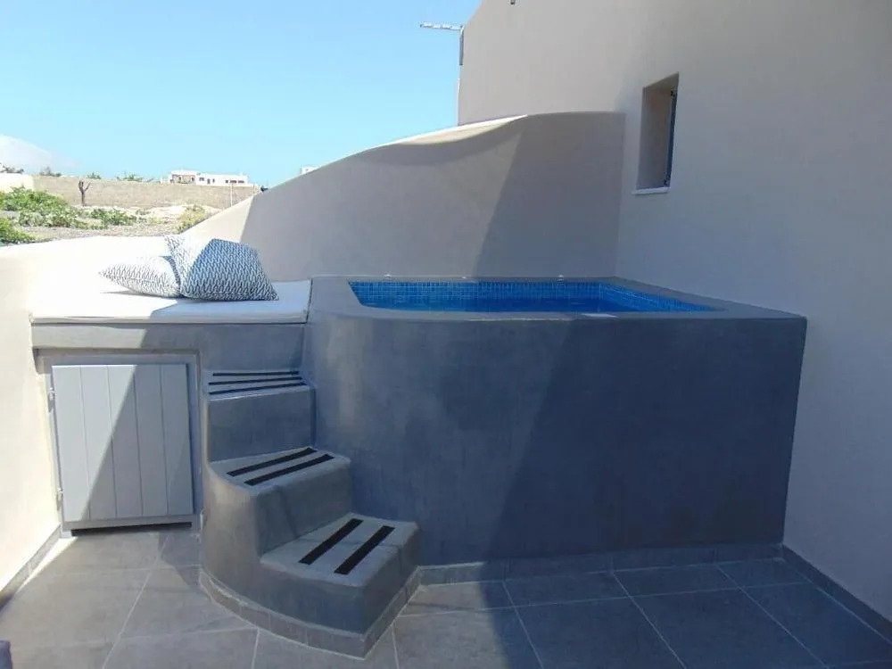 Potamida Suites
