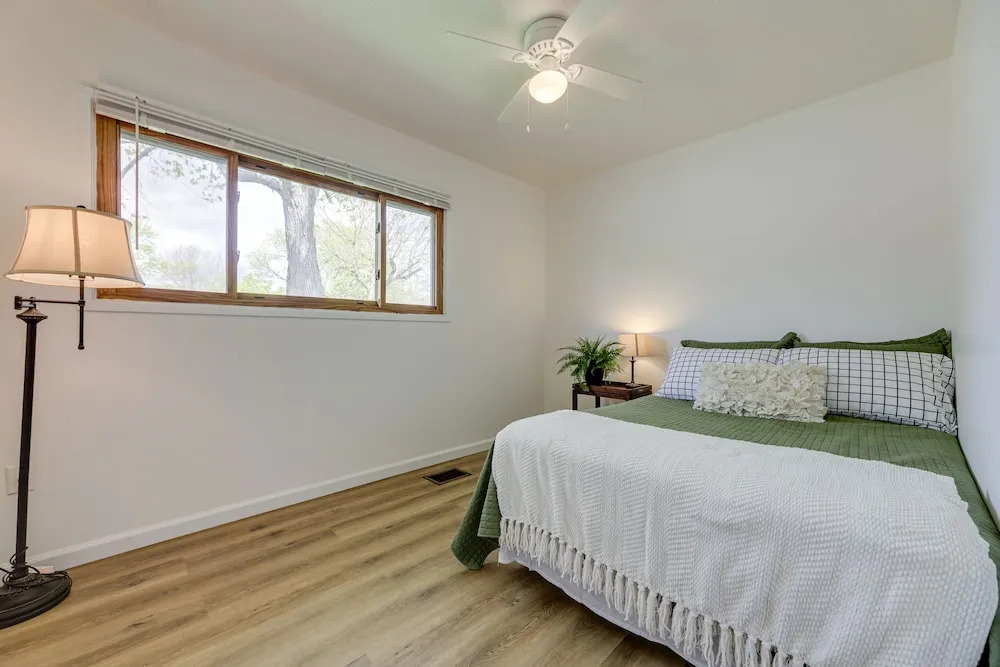 Well-Equipped Dayton Home 5 Mi to University!