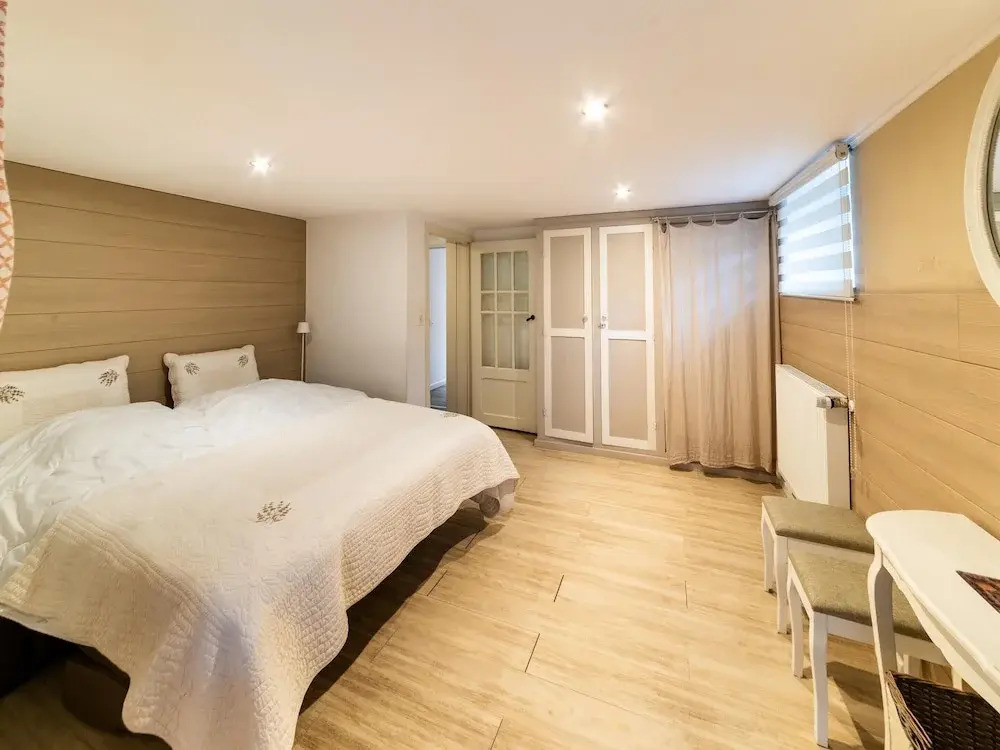 Suave Holiday Home in Stavelot With Infrared Sauna