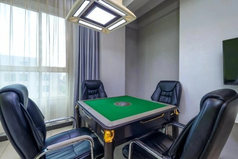 Junyue Business Hotel
