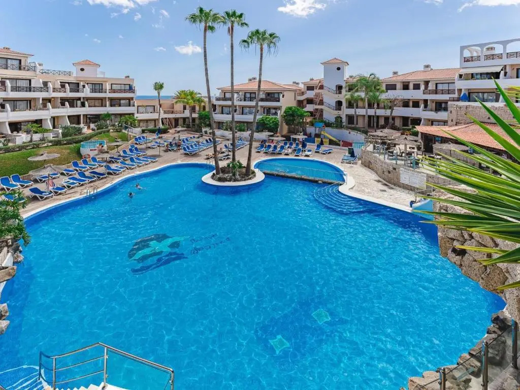 349 ROYAL PARK ALBATROS POOL, TERRACE and AC