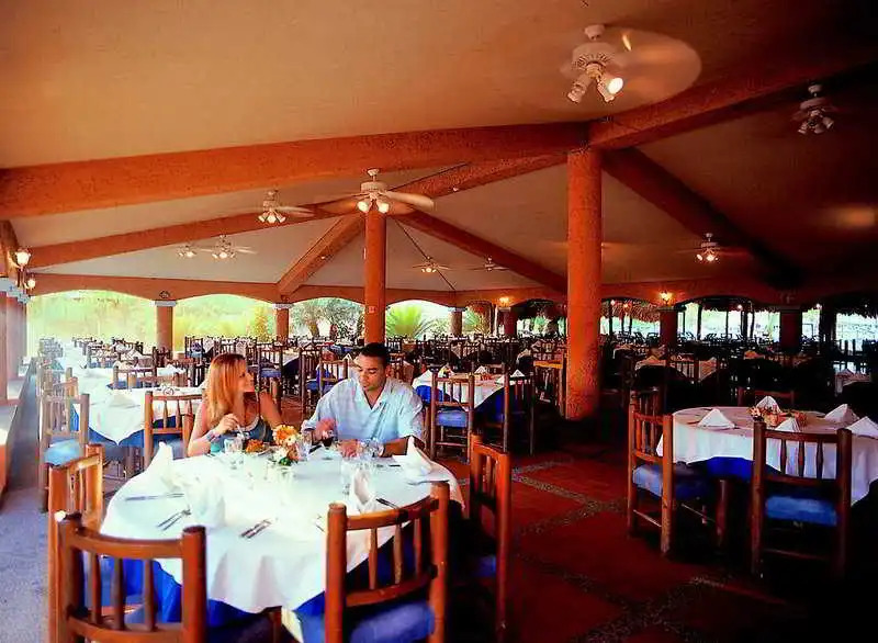Costa Caribe Hotel Beach & Resort