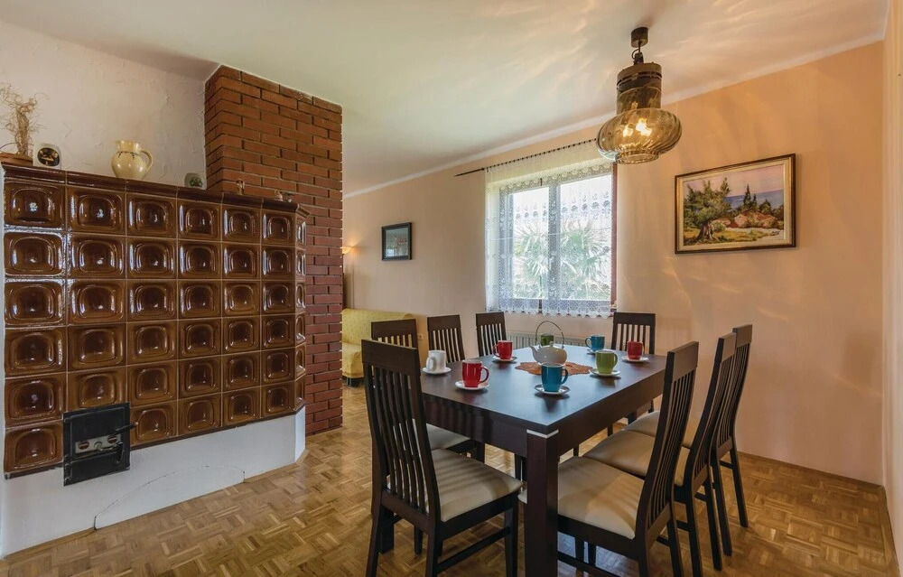Nice Home in Brtonigla With Wifi and 3 Bedrooms