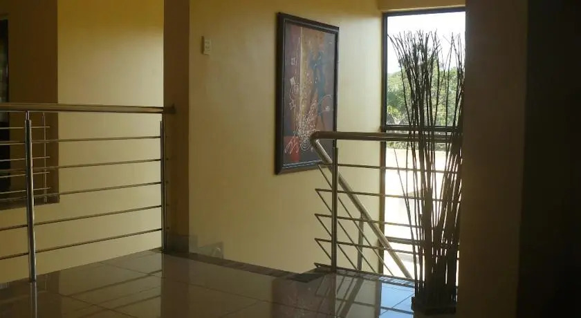 Room in Guest Room - Ezulwini Guest House - Relaxing Queen Room With Balcony in Balito, South Afirca