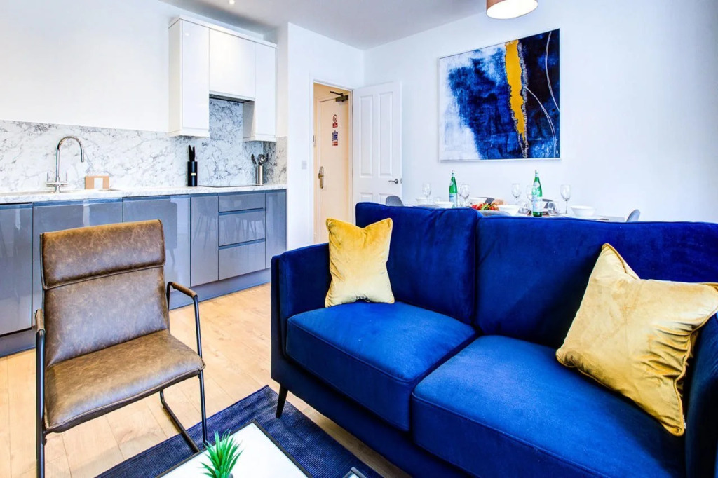 Hybrid Resi New Malden