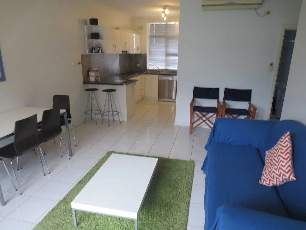 Glenelg Holiday & Corporate Accommodation