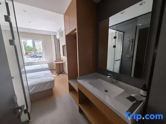 Yunshe Hotel (Happiness Square Branch)