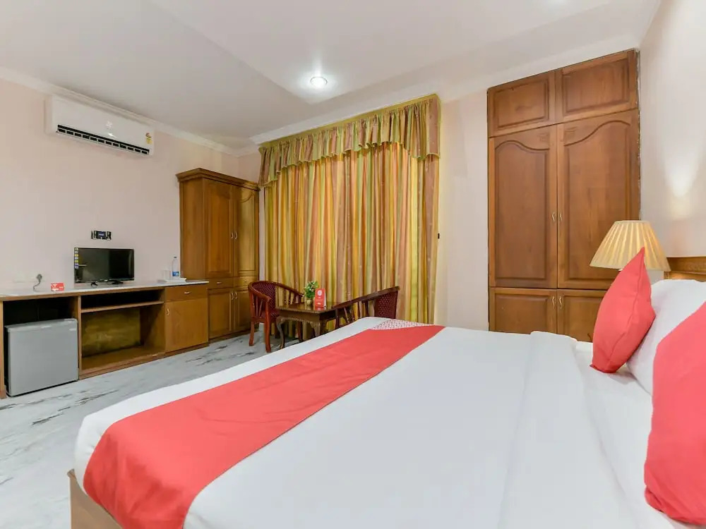 OYO 15854 Grand Seasons
