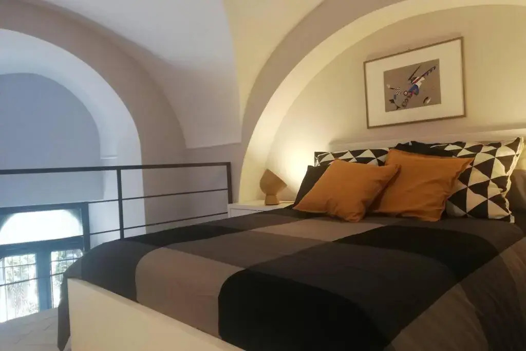 Palazzo D'Arrigo Black Loft