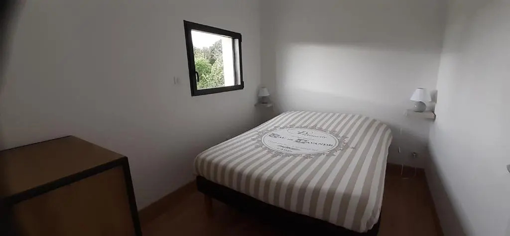 Petite maison neuve, plain-pied, proche des plages
