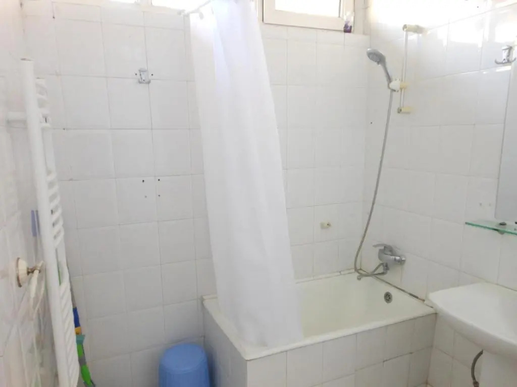 HoneyHostel
