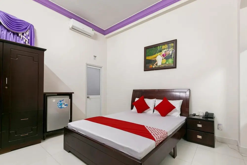 OYO 486 Nhat Nhat Hotel