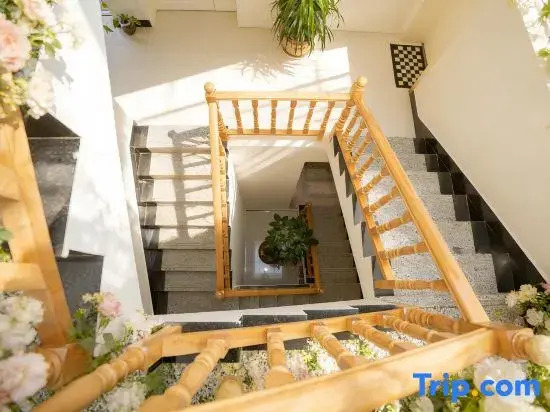 View the sea | Villa· Country · Seascape Art Villa (Dali Erhai Village Pier Store)