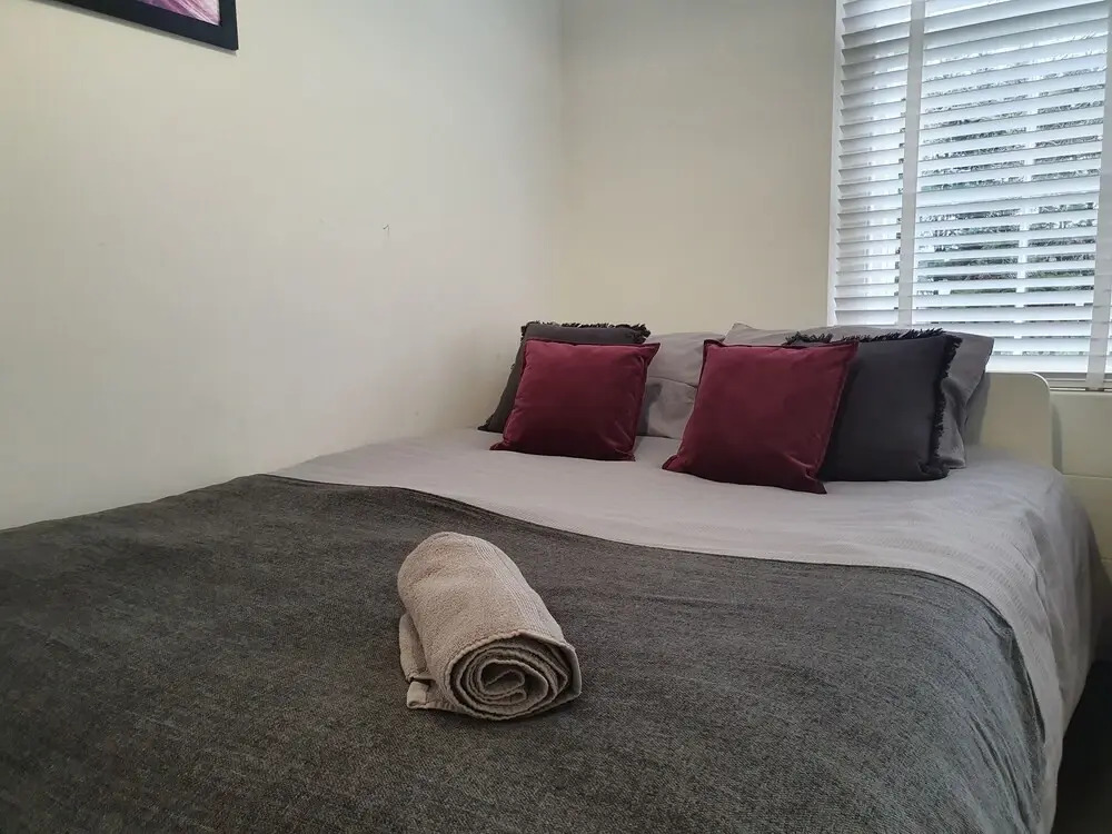 Modern Spacious Executive Apartment
