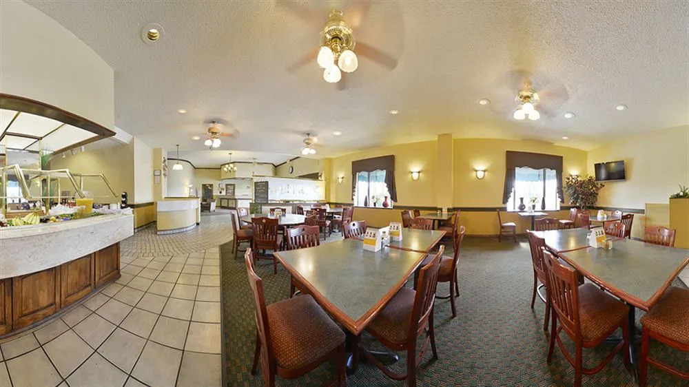 Quality Inn & Suites Near Fort Sam Houston
