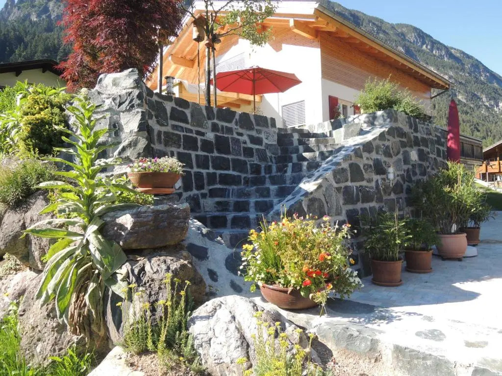 Haus Flua