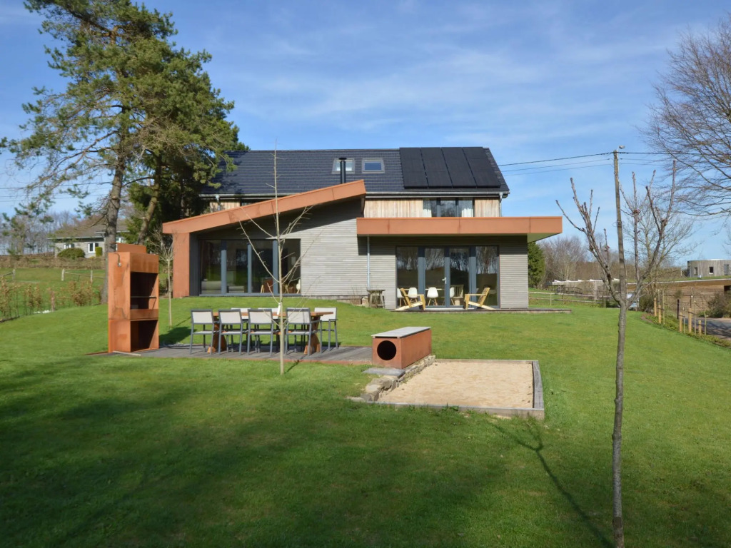 Chic Retreat Near Lake & Fens