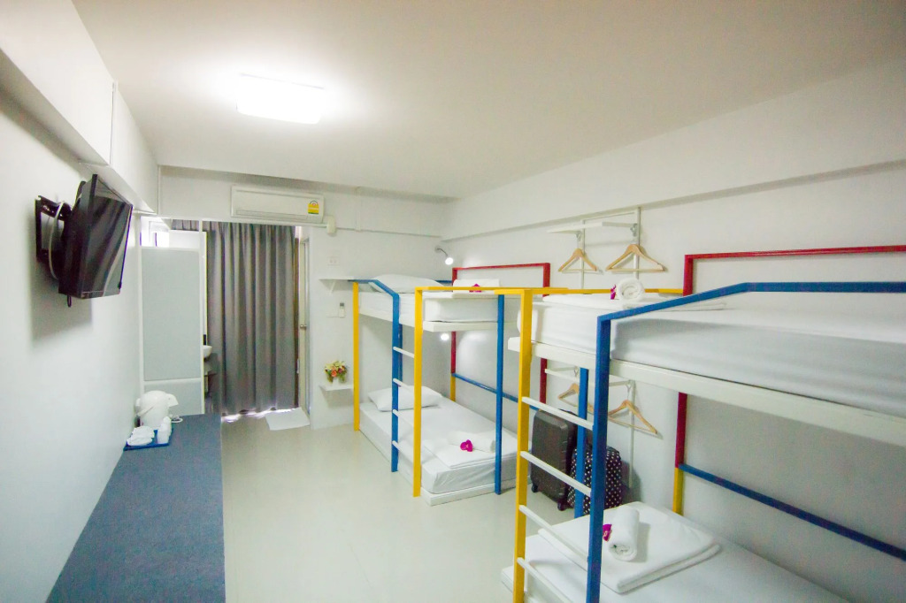 Regent Ngamwongwan Hotel