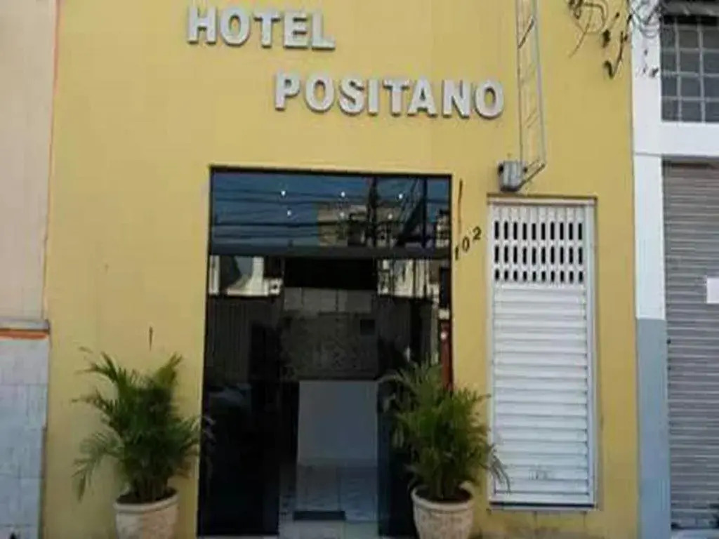 Hotel Biz a 8 minutos do Brás, a 15 minutos da 25 de março e a 8 minutos do Bom retiro