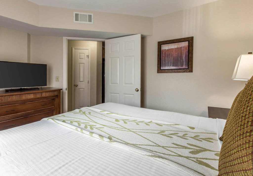 Hilton Vacation Club MountainLoft Gatlinburg