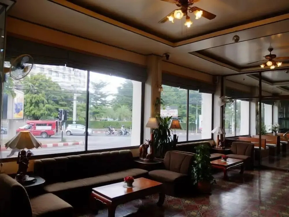 Buarawong Residence