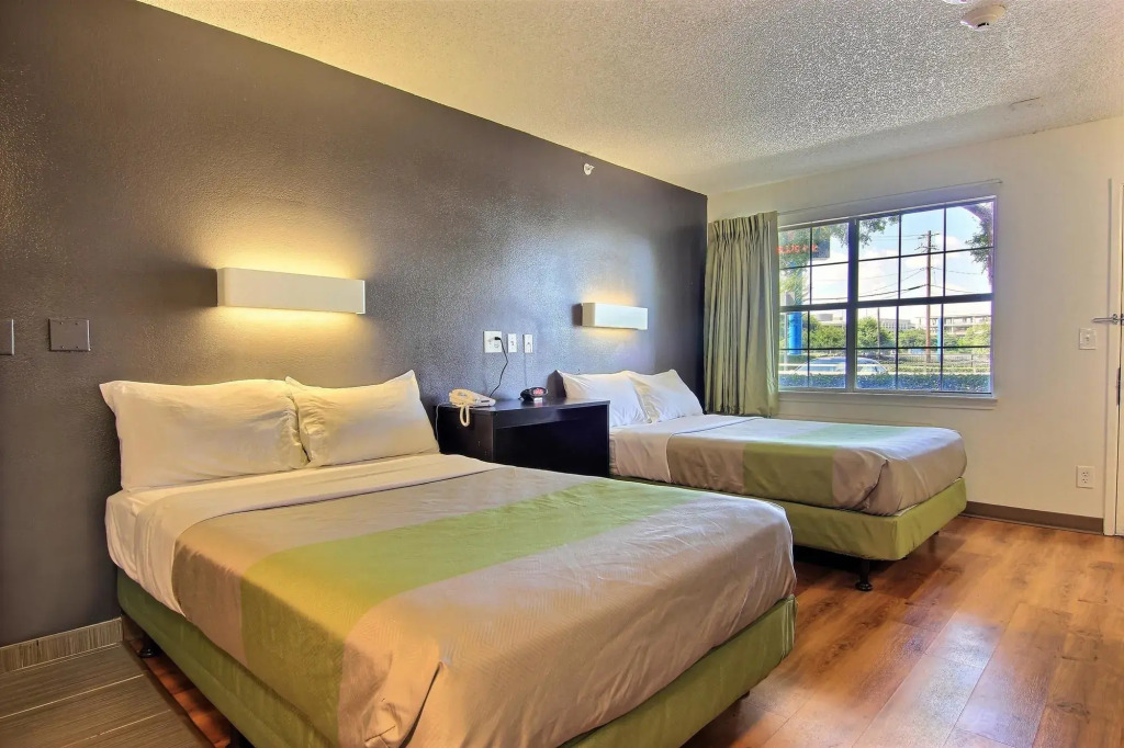 Studio 6 Extended Stay - Austin, TX - Northwest