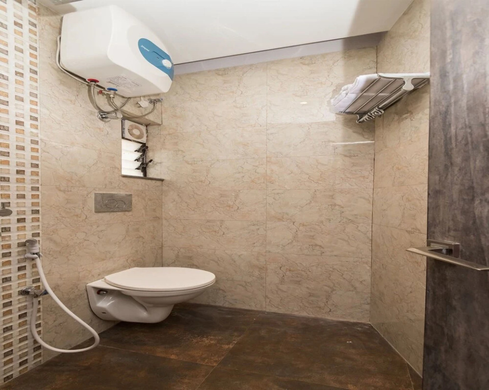OYO 10614 Hotel Glassotel