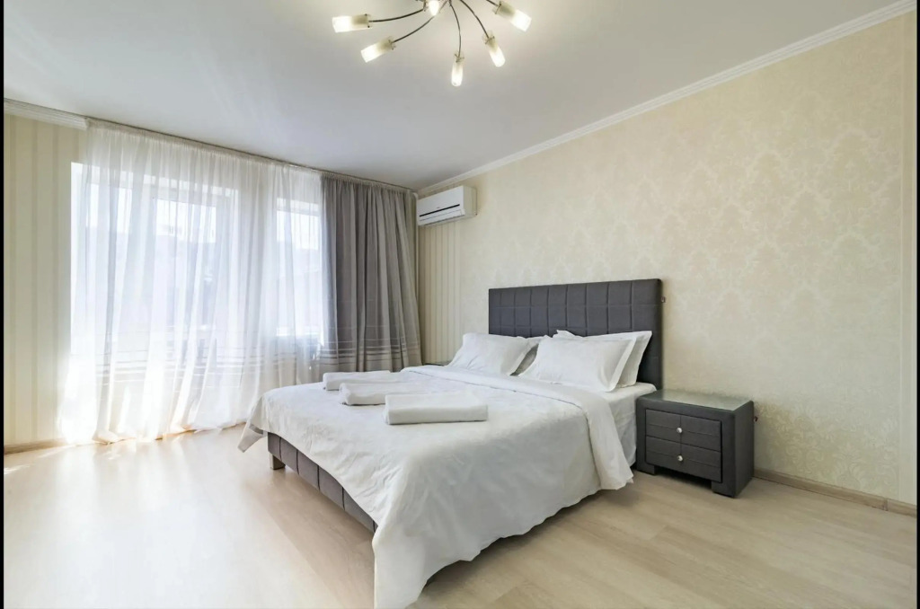 Luxury 2-bedroom Most City Area, center