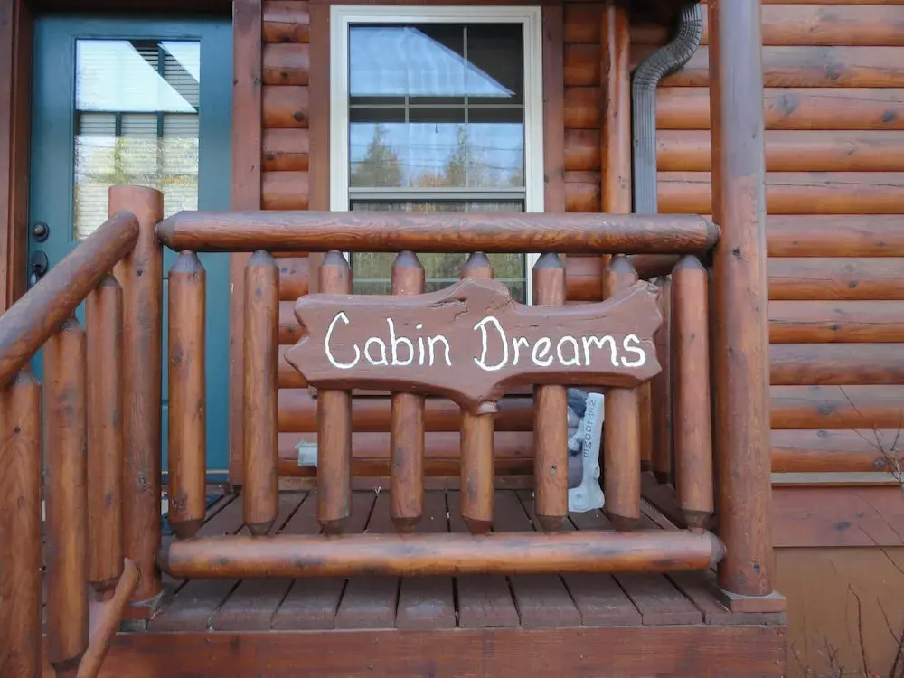 VCI - Cabin Dreams
