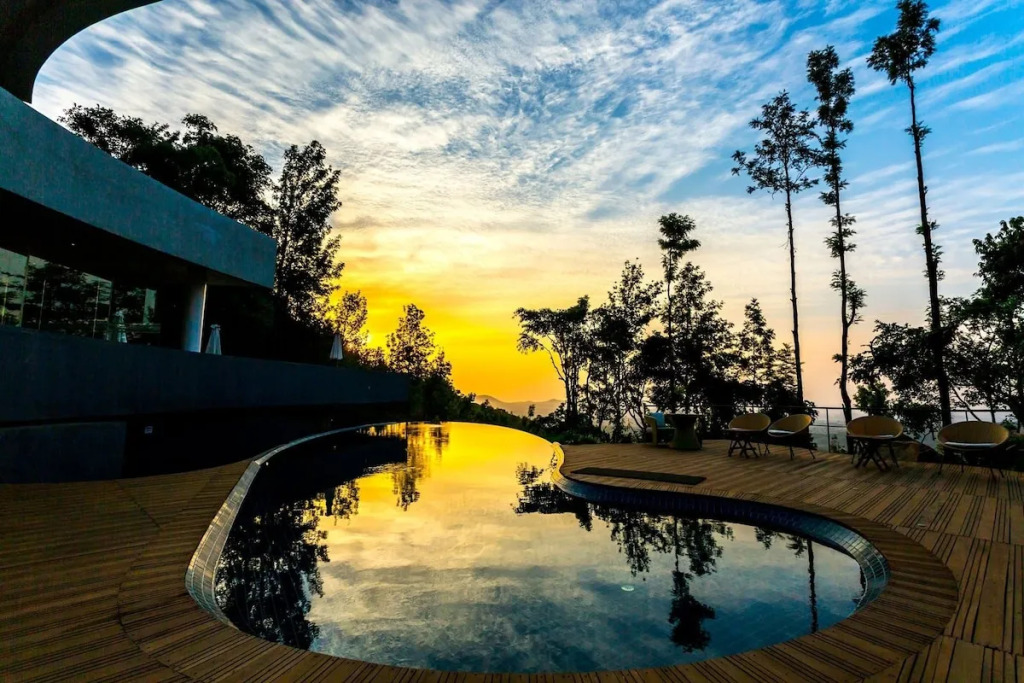 Java Rain Resort