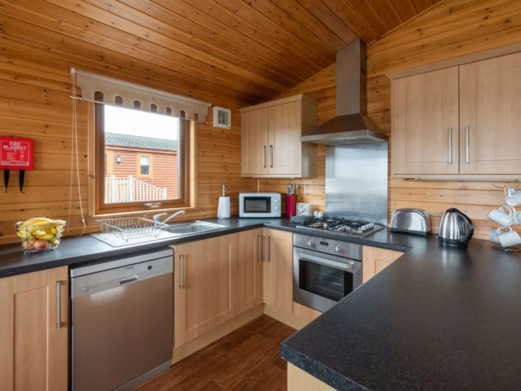 Chalet Loch Leven Lodge 12 by Interhome