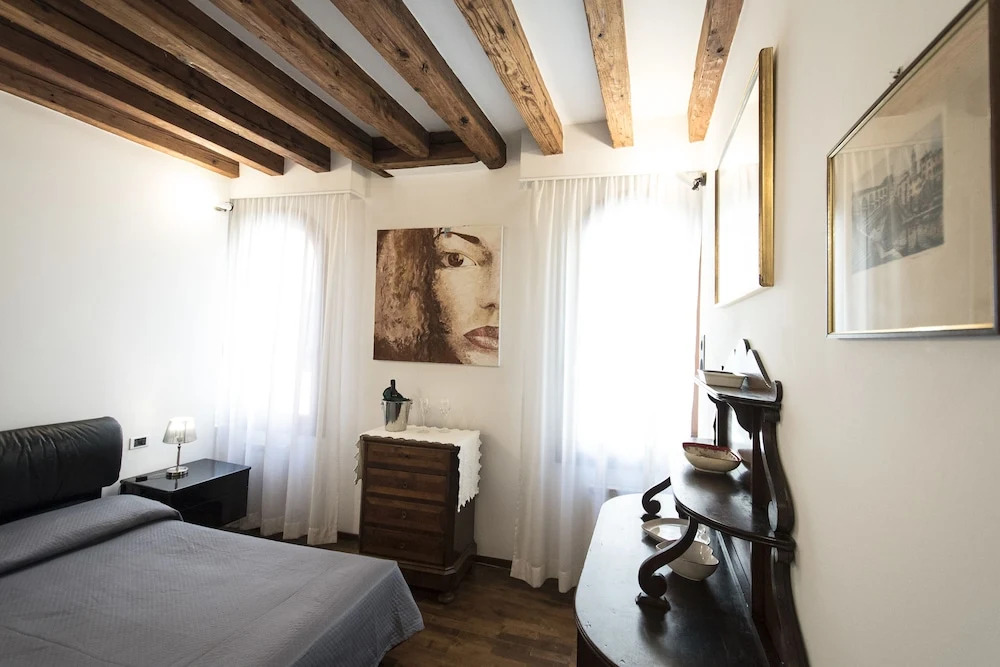 Smart Venice Apartments