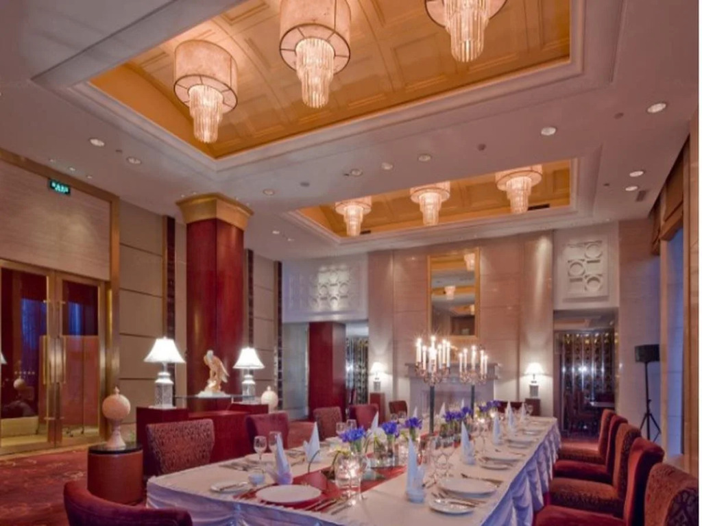 Yixing Hotel