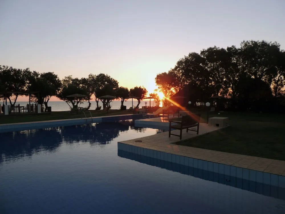 Arion Beach Hotel