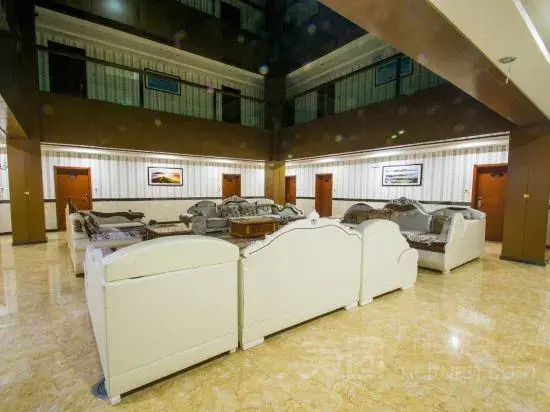 Saihanba Jinding Holiday Hotel