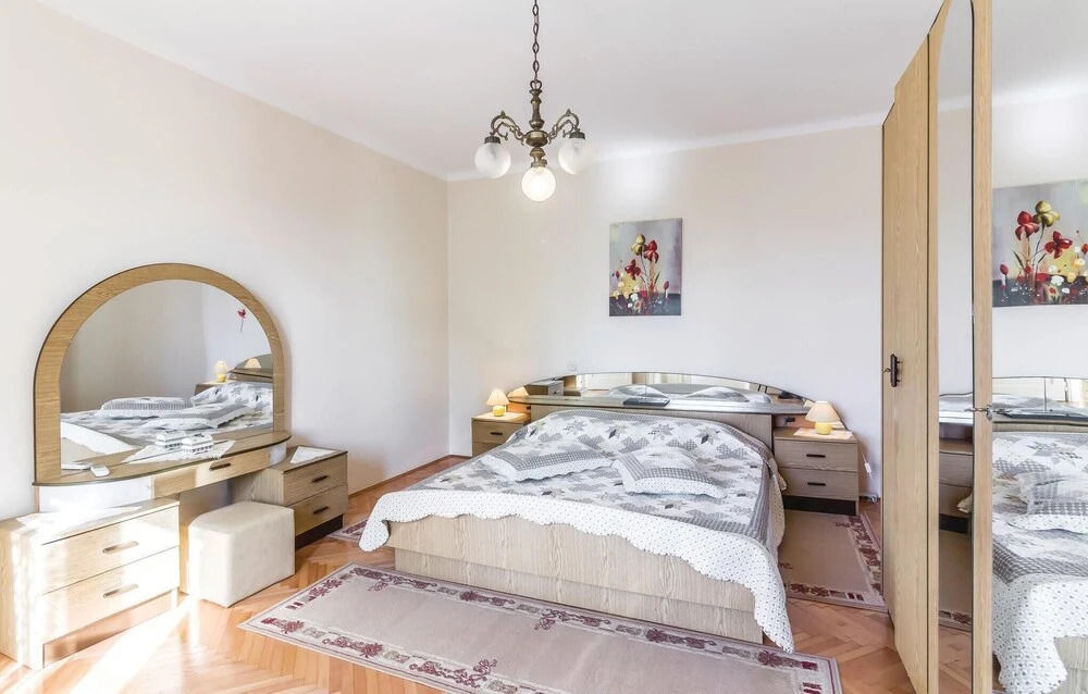 Awesome Apartment in Pula With 2 Bedrooms and Wifi