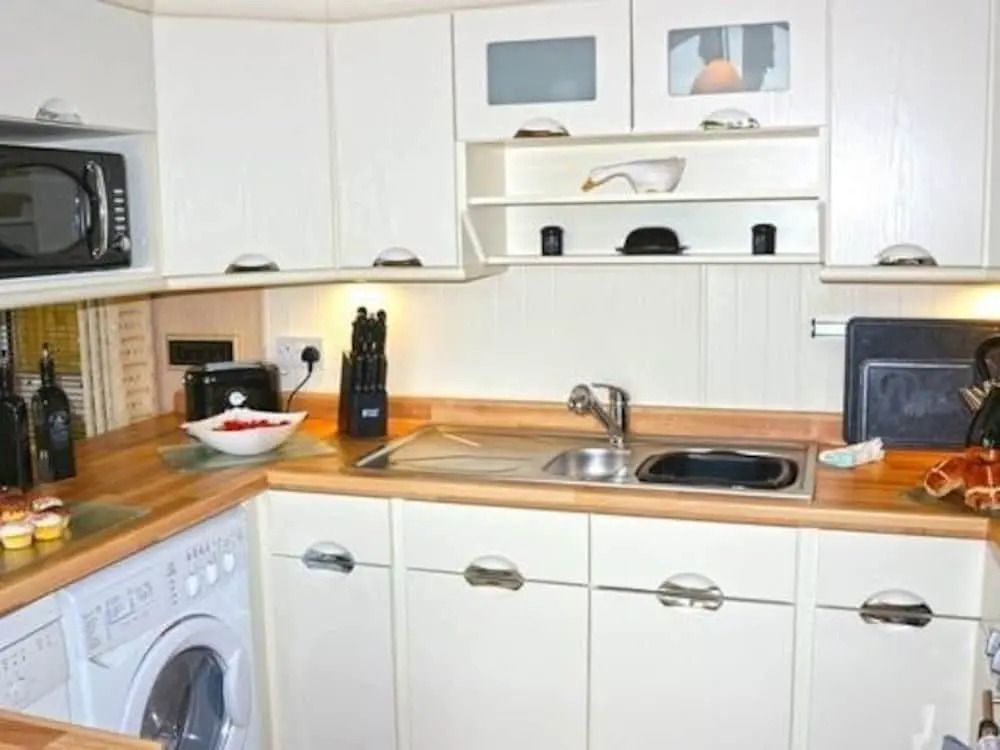 Melbury Lodge