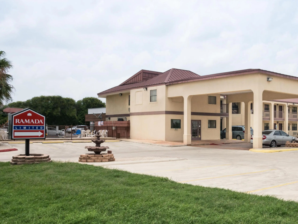 Motel 6-San Marcos, TX - North