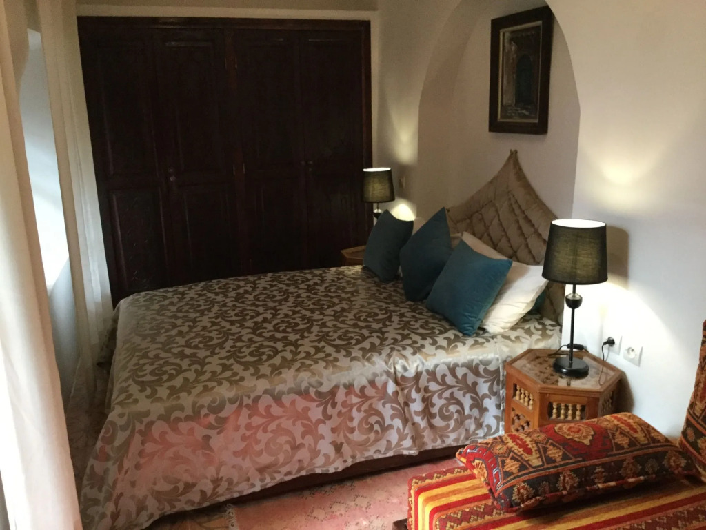 Abelia Riad - 2025 Guest Choice Award